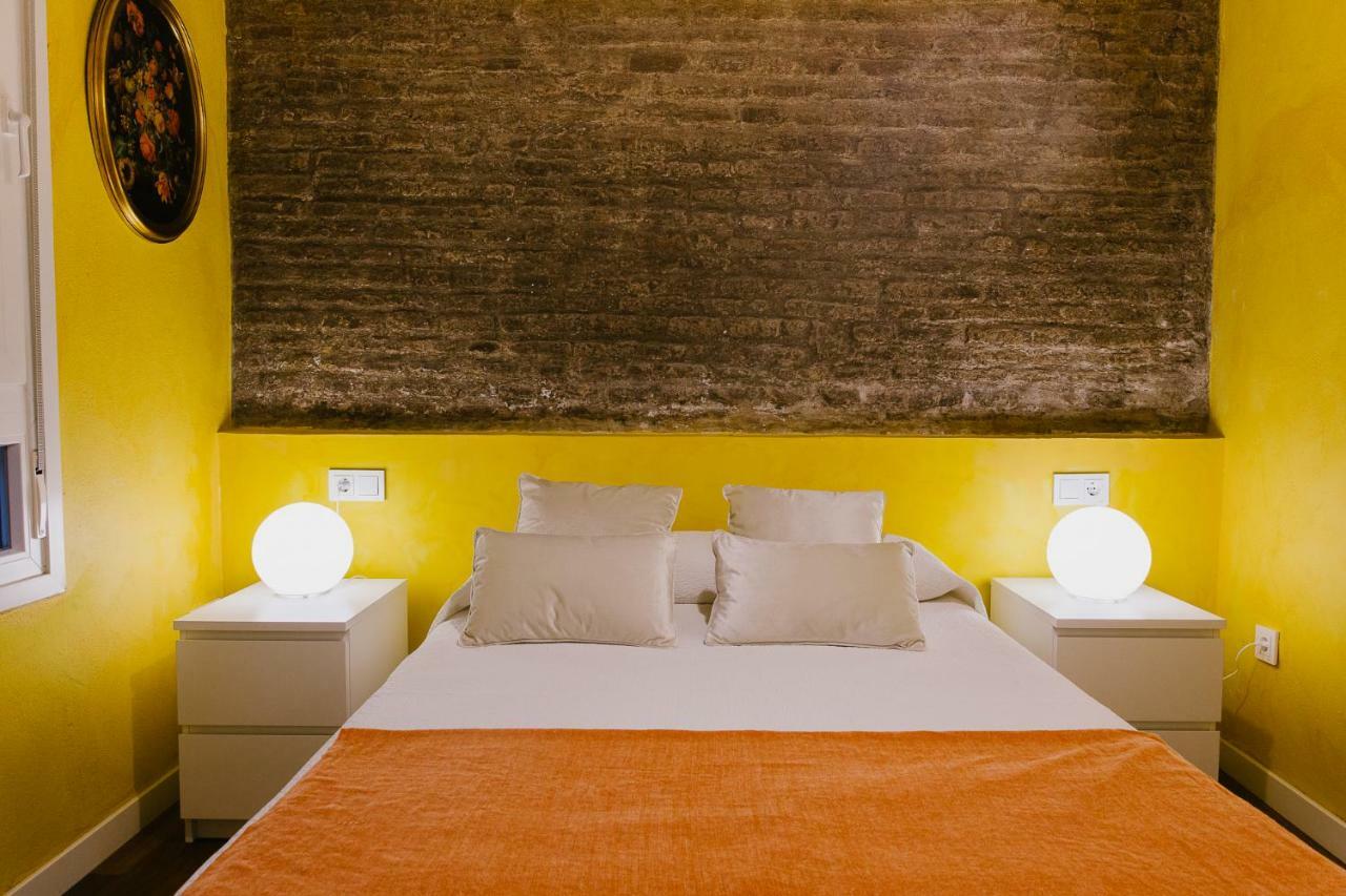 La Accesoria Del Arenal Apartment Seville Luaran gambar