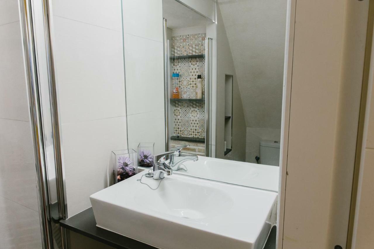 La Accesoria Del Arenal Apartment Seville Luaran gambar