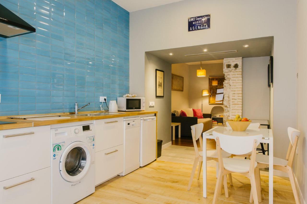 La Accesoria Del Arenal Apartment Seville Luaran gambar