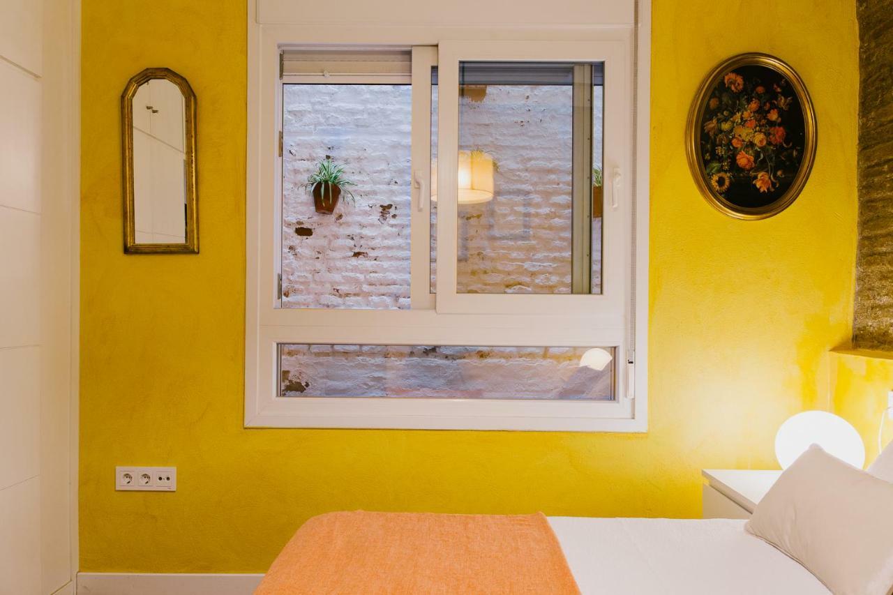 La Accesoria Del Arenal Apartment Seville Luaran gambar